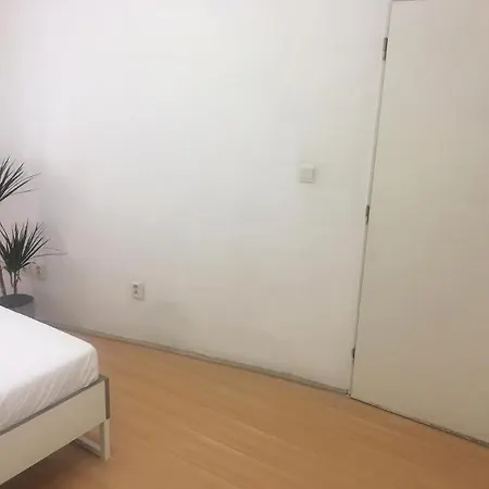 Mira 7 Apartmán Bratislava